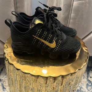 Nike Black & Gold Kids Vapor Max